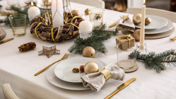 Deck the Halls: Christmas Table Decor Ideas to Spark Holiday Cheer